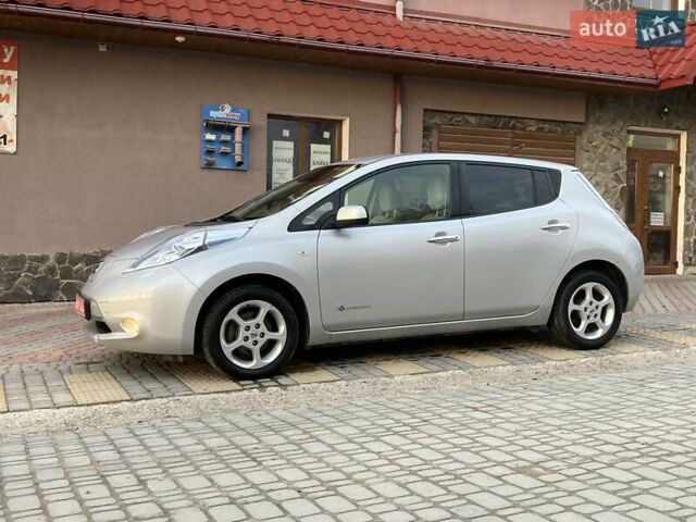 Серый Ниссан Лиф, объемом двигателя 0 л и пробегом 120 тыс. км за 4750 $, фото 6 на Automoto.ua