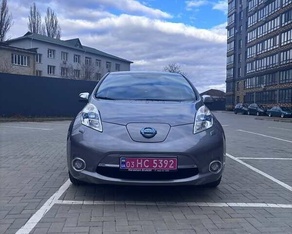 Сірий Ніссан Ліф, об'ємом двигуна 0 л та пробігом 108 тис. км за 7500 $, фото 20 на Automoto.ua