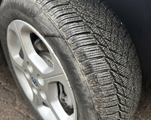 Серый Ниссан Лиф, объемом двигателя 0 л и пробегом 92 тыс. км за 8100 $, фото 29 на Automoto.ua