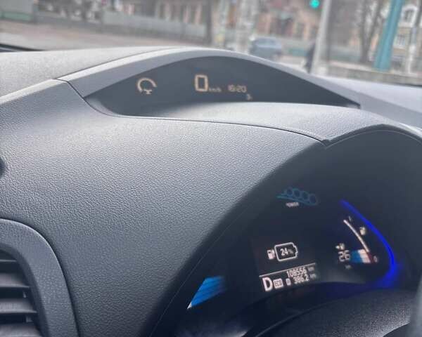 Сірий Ніссан Ліф, об'ємом двигуна 0 л та пробігом 108 тис. км за 7500 $, фото 2 на Automoto.ua