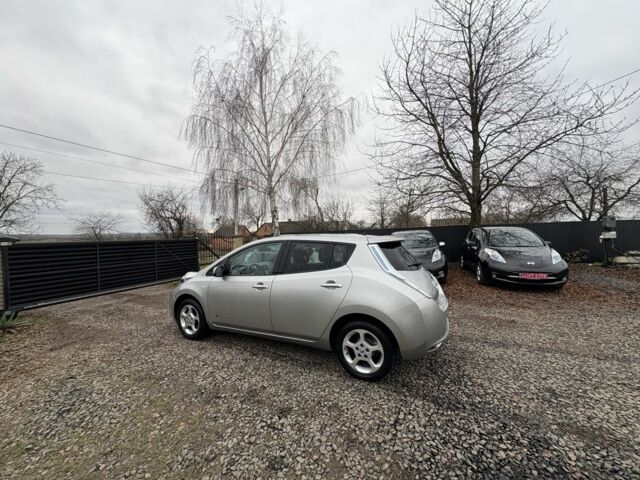 Серый Ниссан Лиф, объемом двигателя 0 л и пробегом 168 тыс. км за 5800 $, фото 17 на Automoto.ua