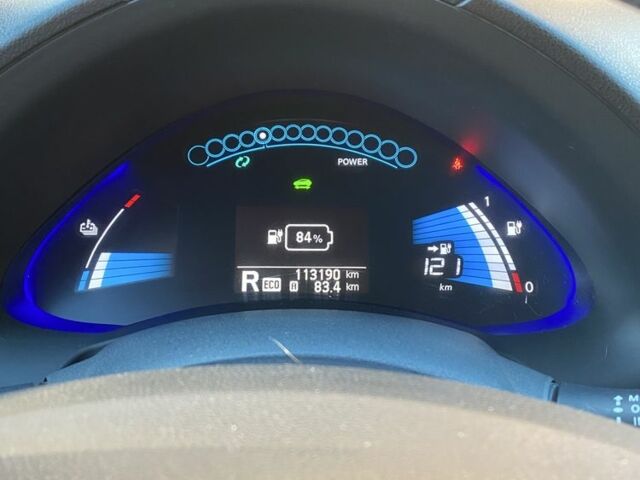 Серый Ниссан Лиф, объемом двигателя 0 л и пробегом 120 тыс. км за 7500 $, фото 4 на Automoto.ua