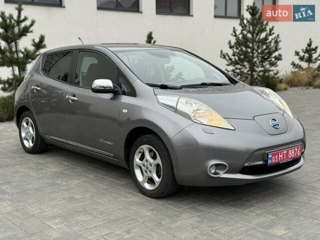 Сірий Ніссан Ліф, об'ємом двигуна 0 л та пробігом 126 тис. км за 5750 $, фото 6 на Automoto.ua