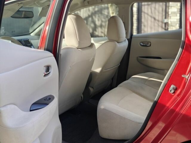 Сірий Ніссан Ліф, об'ємом двигуна 0 л та пробігом 158 тис. км за 4250 $, фото 5 на Automoto.ua