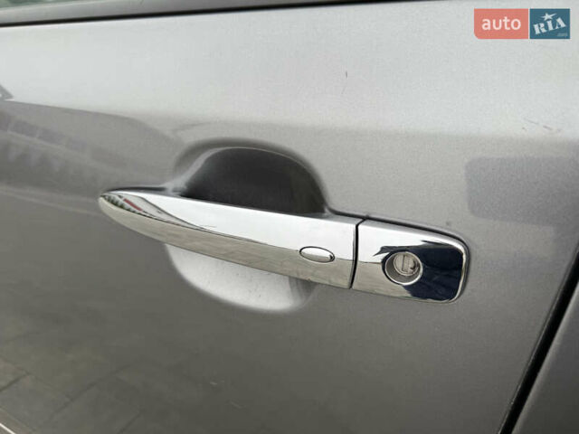 Сірий Ніссан Ліф, об'ємом двигуна 0 л та пробігом 126 тис. км за 5750 $, фото 9 на Automoto.ua