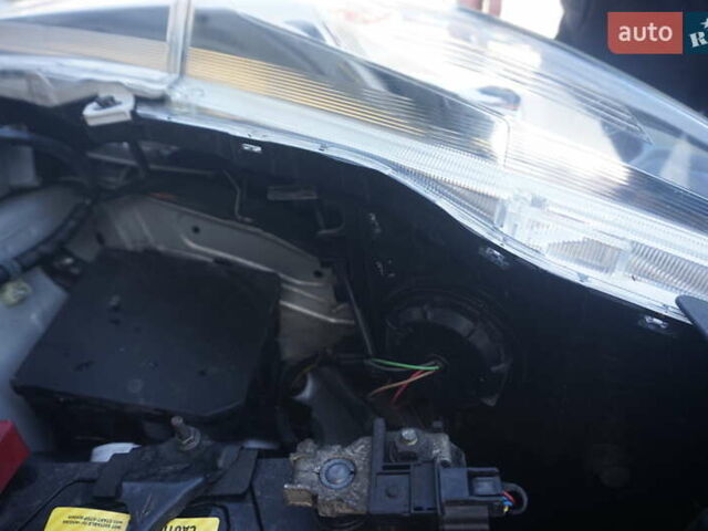 Серый Ниссан Лиф, объемом двигателя 0 л и пробегом 193 тыс. км за 5555 $, фото 52 на Automoto.ua