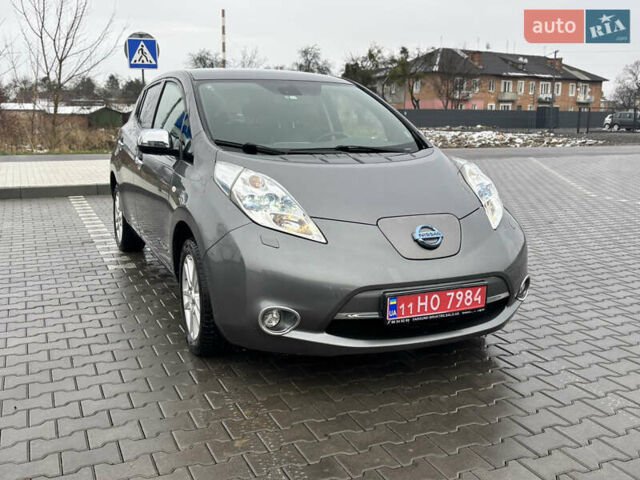 Серый Ниссан Лиф, объемом двигателя 0 л и пробегом 125 тыс. км за 6750 $, фото 8 на Automoto.ua