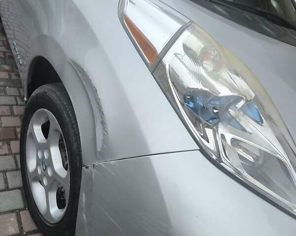 Серый Ниссан Лиф, объемом двигателя 0 л и пробегом 147 тыс. км за 4800 $, фото 14 на Automoto.ua