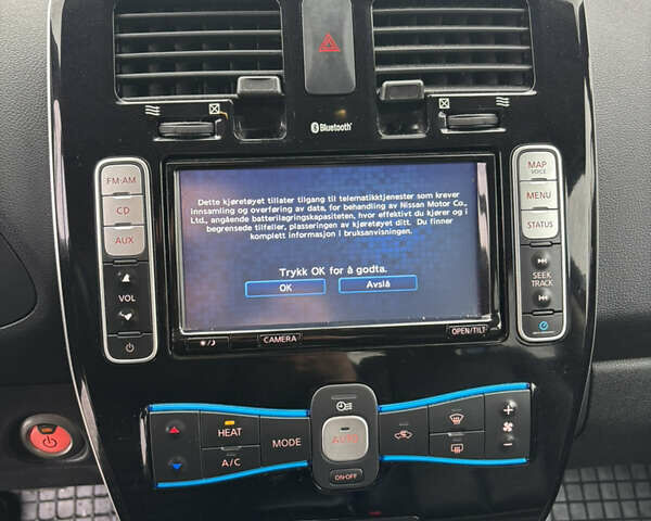 Серый Ниссан Лиф, объемом двигателя 0 л и пробегом 125 тыс. км за 6750 $, фото 26 на Automoto.ua