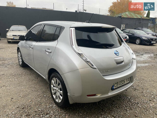 Ниссан Лиф 2013 в Нежине на Automoto.ua Серый Ниссан Лиф, объемом двигателя 0 л и пробегом 181 тыс. км за 5100 $, фото 7 на Automoto.ua