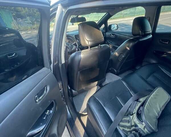 Ниссан Лиф 2013 в Виннице на Automoto.ua Серый Ниссан Лиф, объемом двигателя 0 л и пробегом 280 тыс. км за 5700 $, фото 8 на Automoto.ua