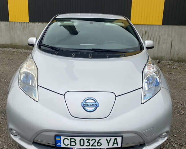 Ниссан Лиф 2013 в Нежине на Automoto.ua Серый Ниссан Лиф, объемом двигателя 0 л и пробегом 181 тыс. км за 5100 $, фото 17 на Automoto.ua