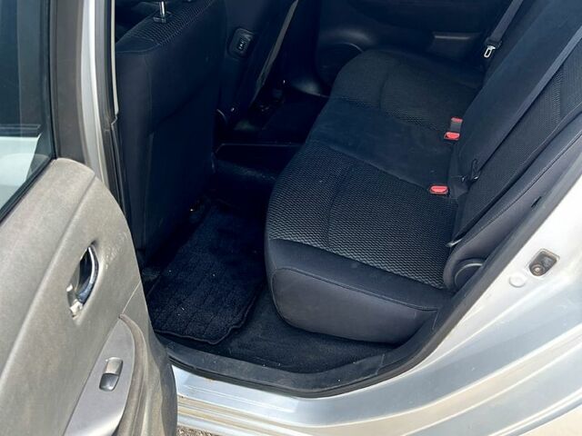 Серый Ниссан Лиф, объемом двигателя 0 л и пробегом 217 тыс. км за 5600 $, фото 4 на Automoto.ua