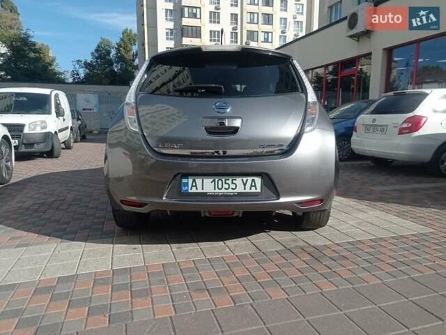 Сірий Ніссан Ліф, об'ємом двигуна 0 л та пробігом 85 тис. км за 8970 $, фото 8 на Automoto.ua