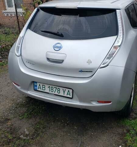 Серый Ниссан Лиф, объемом двигателя 0 л и пробегом 118 тыс. км за 5900 $, фото 6 на Automoto.ua