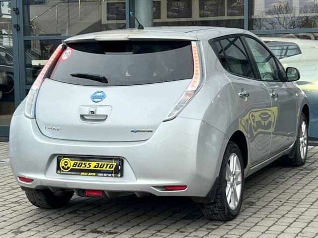 Сірий Ніссан Ліф, об'ємом двигуна 0 л та пробігом 100 тис. км за 6000 $, фото 6 на Automoto.ua