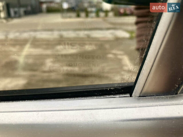 Сірий Ніссан Ліф, об'ємом двигуна 0 л та пробігом 129 тис. км за 8300 $, фото 22 на Automoto.ua