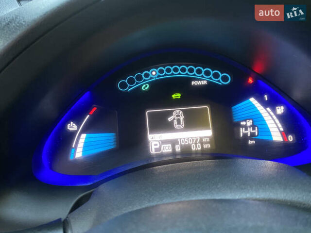 Серый Ниссан Лиф, объемом двигателя 0 л и пробегом 104 тыс. км за 6700 $, фото 29 на Automoto.ua