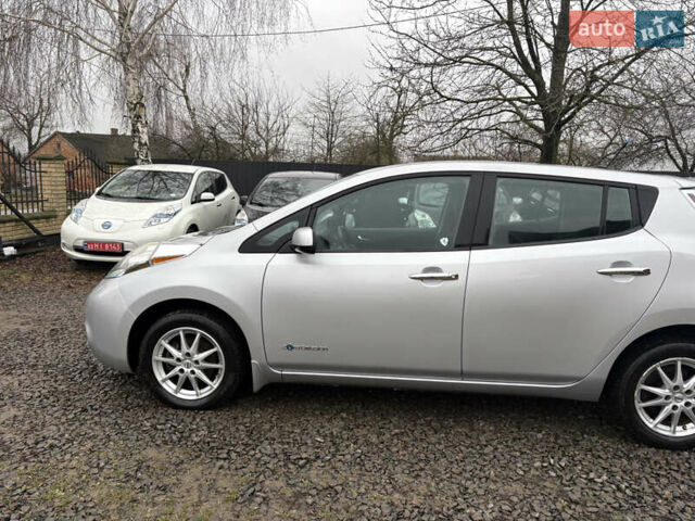 Сірий Ніссан Ліф, об'ємом двигуна 0 л та пробігом 57 тис. км за 6000 $, фото 8 на Automoto.ua