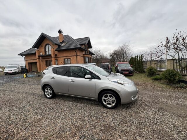 Серый Ниссан Лиф, объемом двигателя 0 л и пробегом 168 тыс. км за 5800 $, фото 14 на Automoto.ua