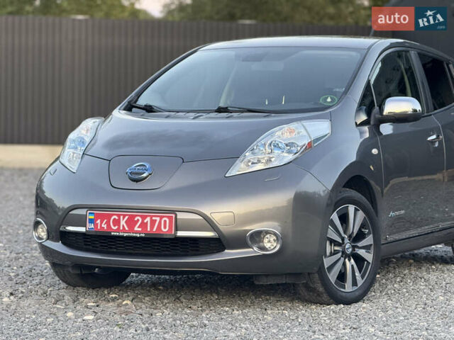 Серый Ниссан Лиф, объемом двигателя 0 л и пробегом 116 тыс. км за 7250 $, фото 1 на Automoto.ua