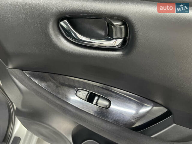 Серый Ниссан Лиф, объемом двигателя 0 л и пробегом 117 тыс. км за 6800 $, фото 26 на Automoto.ua