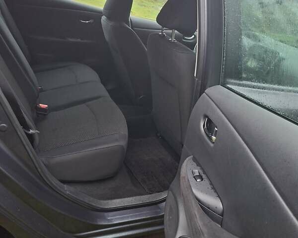 Серый Ниссан Лиф, объемом двигателя 0 л и пробегом 148 тыс. км за 5700 $, фото 24 на Automoto.ua