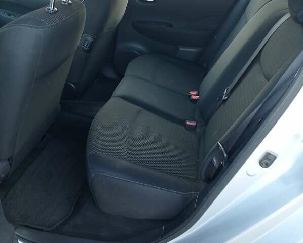 Серый Ниссан Лиф, объемом двигателя 0 л и пробегом 160 тыс. км за 5700 $, фото 17 на Automoto.ua