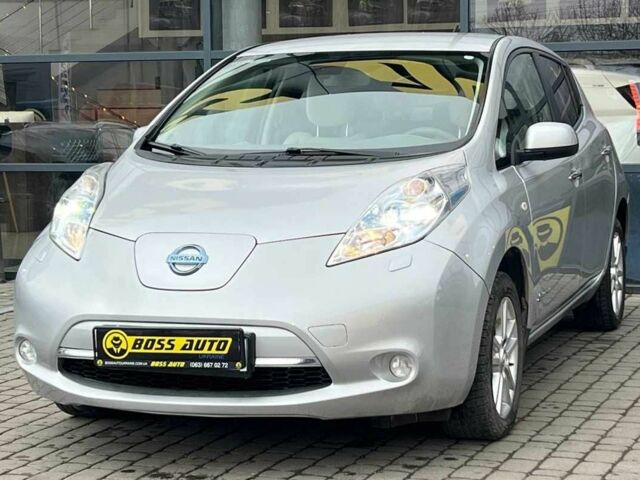 Сірий Ніссан Ліф, об'ємом двигуна 0 л та пробігом 100 тис. км за 6000 $, фото 2 на Automoto.ua