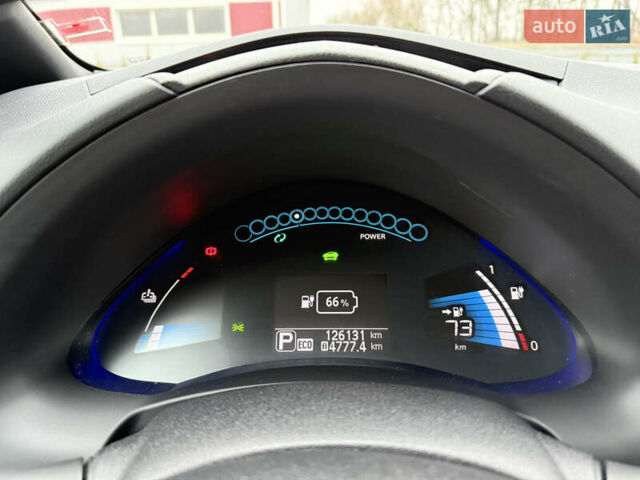 Сірий Ніссан Ліф, об'ємом двигуна 0 л та пробігом 126 тис. км за 5750 $, фото 16 на Automoto.ua