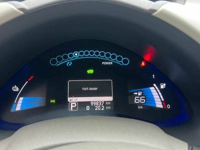 Сірий Ніссан Ліф, об'ємом двигуна 0 л та пробігом 100 тис. км за 6000 $, фото 15 на Automoto.ua