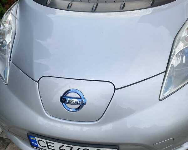 Серый Ниссан Лиф, объемом двигателя 0 л и пробегом 104 тыс. км за 6700 $, фото 2 на Automoto.ua