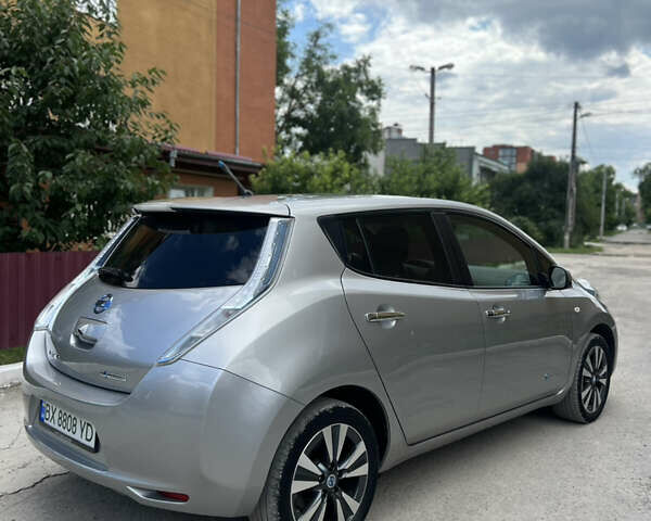 Серый Ниссан Лиф, объемом двигателя 0 л и пробегом 112 тыс. км за 7850 $, фото 8 на Automoto.ua