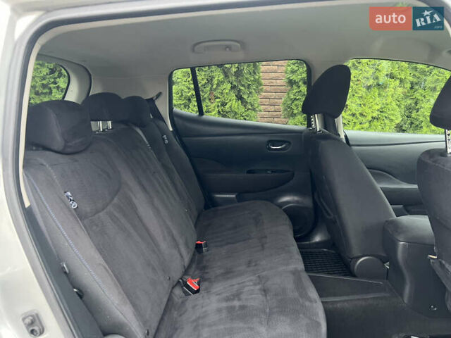 Серый Ниссан Лиф, объемом двигателя 0 л и пробегом 128 тыс. км за 6999 $, фото 27 на Automoto.ua