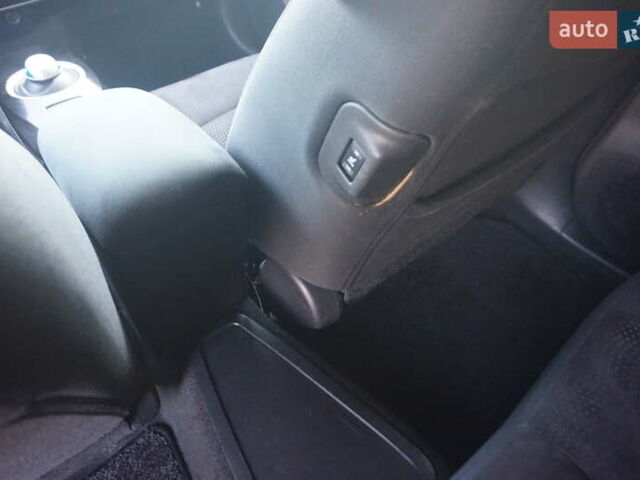 Серый Ниссан Лиф, объемом двигателя 0 л и пробегом 193 тыс. км за 5555 $, фото 47 на Automoto.ua