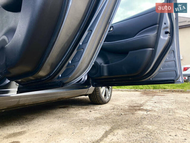 Сірий Ніссан Ліф, об'ємом двигуна 0 л та пробігом 129 тис. км за 8300 $, фото 18 на Automoto.ua