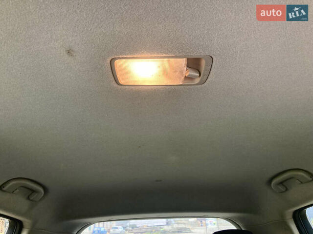 Сірий Ніссан Ліф, об'ємом двигуна 0 л та пробігом 129 тис. км за 8300 $, фото 34 на Automoto.ua