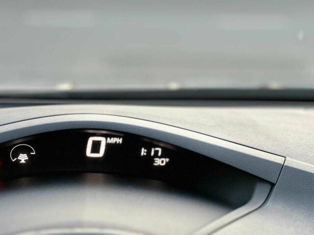 Серый Ниссан Лиф, объемом двигателя 0 л и пробегом 75 тыс. км за 5000 $, фото 20 на Automoto.ua