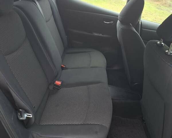 Серый Ниссан Лиф, объемом двигателя 0 л и пробегом 148 тыс. км за 5700 $, фото 25 на Automoto.ua