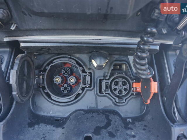 Серый Ниссан Лиф, объемом двигателя 0 л и пробегом 193 тыс. км за 5555 $, фото 50 на Automoto.ua