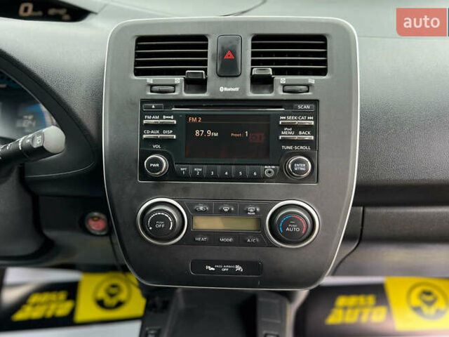 Серый Ниссан Лиф, объемом двигателя 0 л и пробегом 73 тыс. км за 6450 $, фото 9 на Automoto.ua