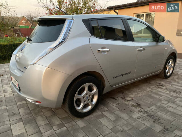 Сірий Ніссан Ліф, об'ємом двигуна 0 л та пробігом 70 тис. км за 4590 $, фото 6 на Automoto.ua