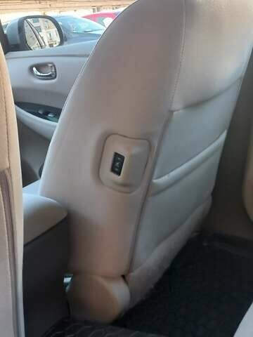 Серый Ниссан Лиф, объемом двигателя 0 л и пробегом 123 тыс. км за 6500 $, фото 6 на Automoto.ua