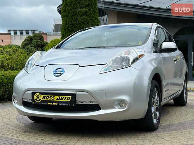 Серый Ниссан Лиф, объемом двигателя 0 л и пробегом 73 тыс. км за 6450 $, фото 2 на Automoto.ua