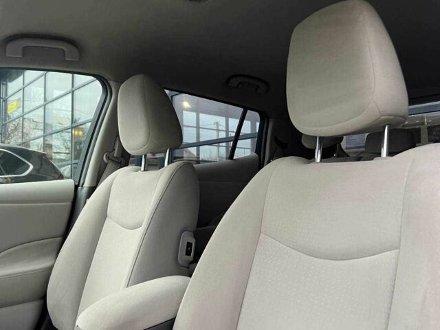 Сірий Ніссан Ліф, об'ємом двигуна 0 л та пробігом 100 тис. км за 6000 $, фото 9 на Automoto.ua