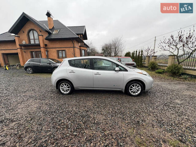 Сірий Ніссан Ліф, об'ємом двигуна 0 л та пробігом 57 тис. км за 6000 $, фото 12 на Automoto.ua