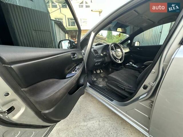 Серый Ниссан Лиф, объемом двигателя 0 л и пробегом 180 тыс. км за 5700 $, фото 5 на Automoto.ua