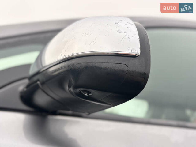 Серый Ниссан Лиф, объемом двигателя 0 л и пробегом 125 тыс. км за 6750 $, фото 15 на Automoto.ua