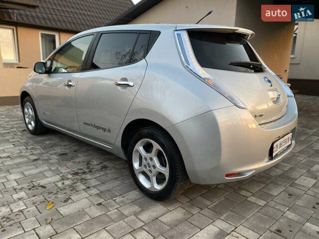Серый Ниссан Лиф, объемом двигателя 0 л и пробегом 72 тыс. км за 4990 $, фото 7 на Automoto.ua