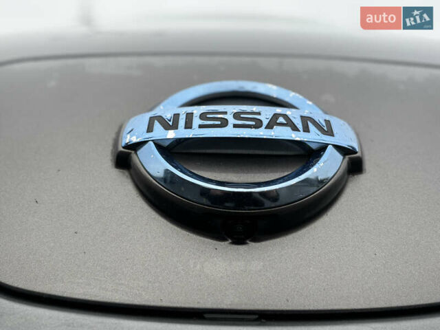 Серый Ниссан Лиф, объемом двигателя 0 л и пробегом 125 тыс. км за 6750 $, фото 20 на Automoto.ua